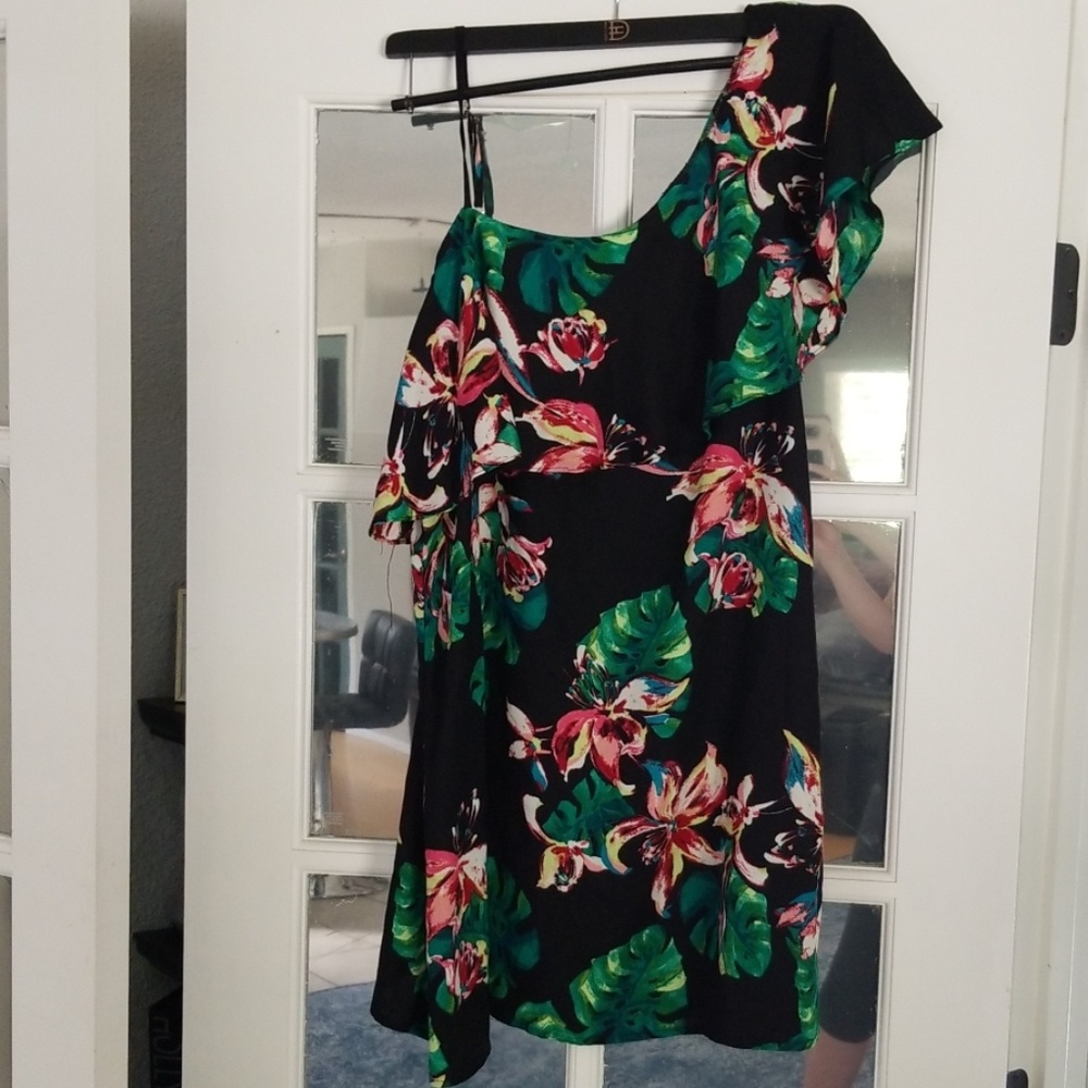 Floral one shoulder dress